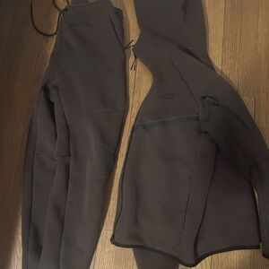 Nike Brown Lightweight Jacket